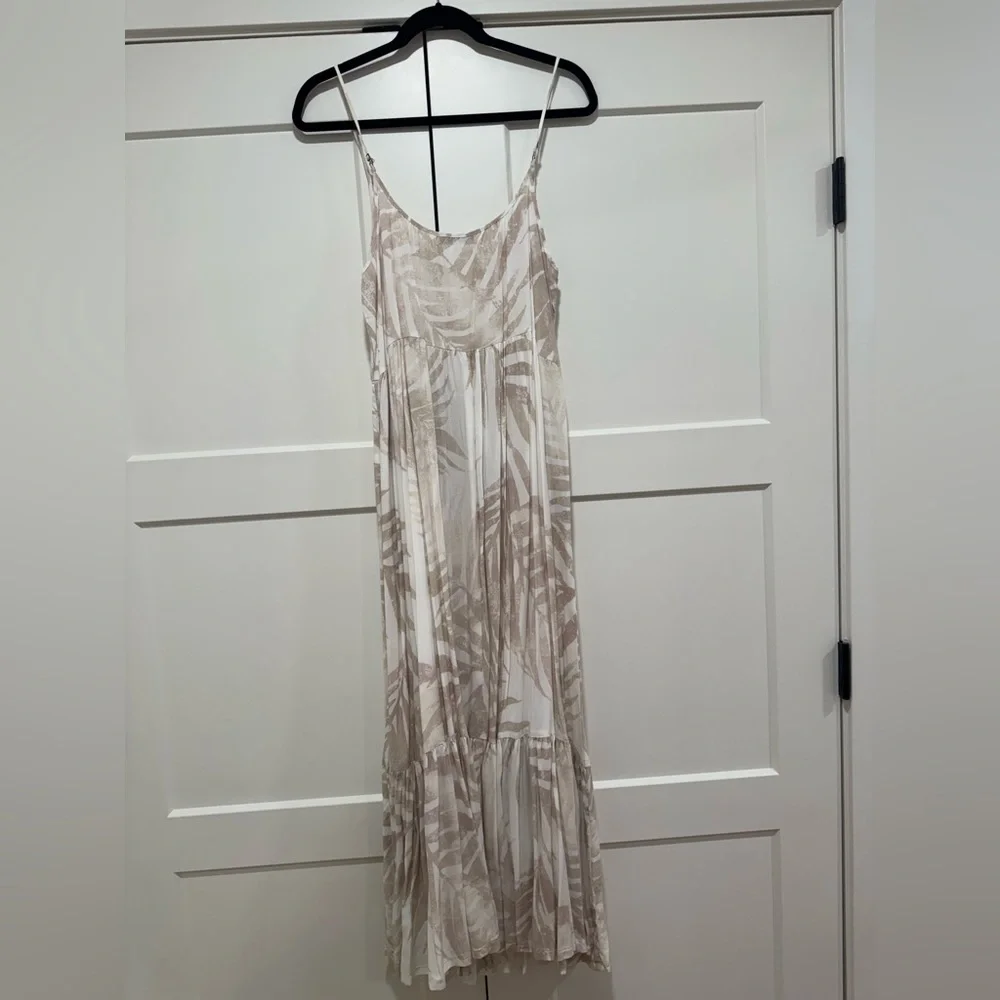 Z Supply Maxi Dress Cinched waist - Picture 3 of 4